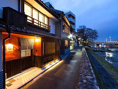 Kyotoya Kamogawa Gojo Private Villa