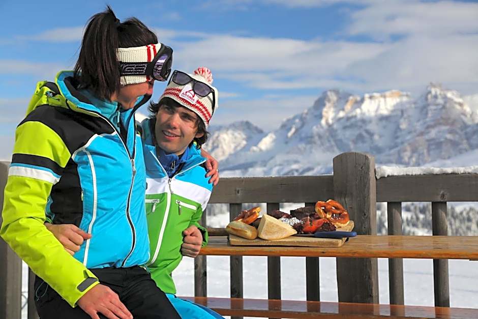 Digonera Historic Hotel B&B