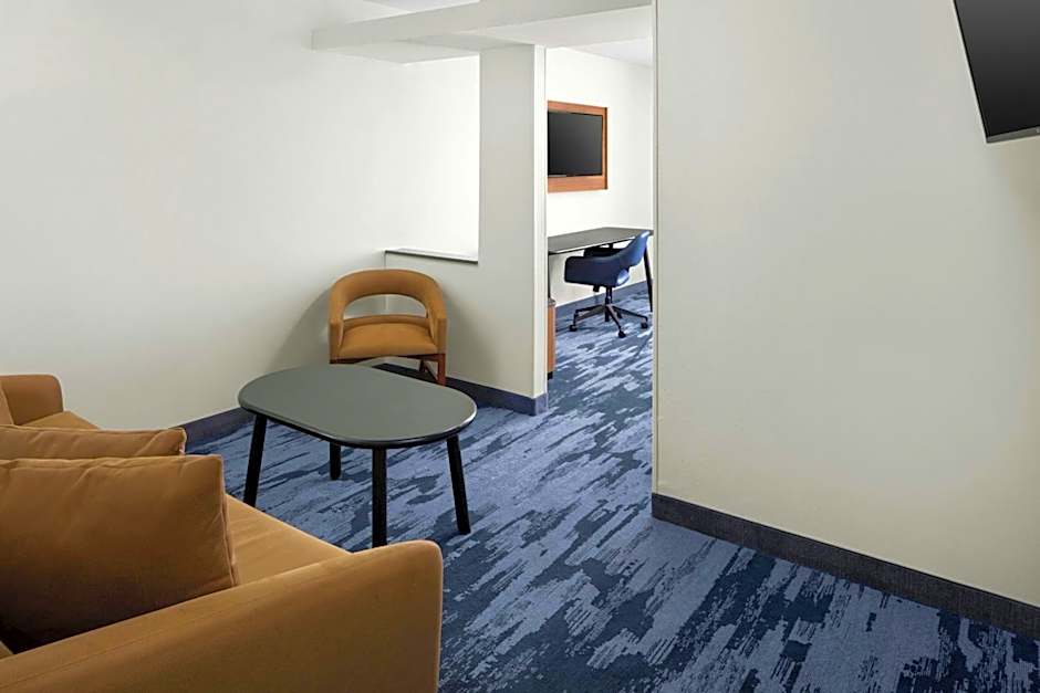 Fairfield Inn & Suites by Marriott South Boston