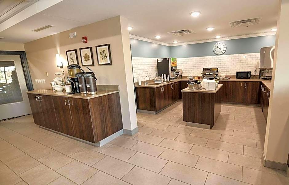 Country Inn & Suites by Radisson, Grand Forks, ND