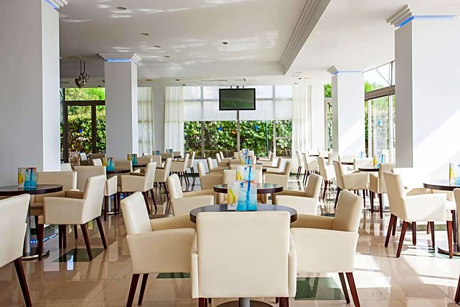 Grupotel Natura Playa