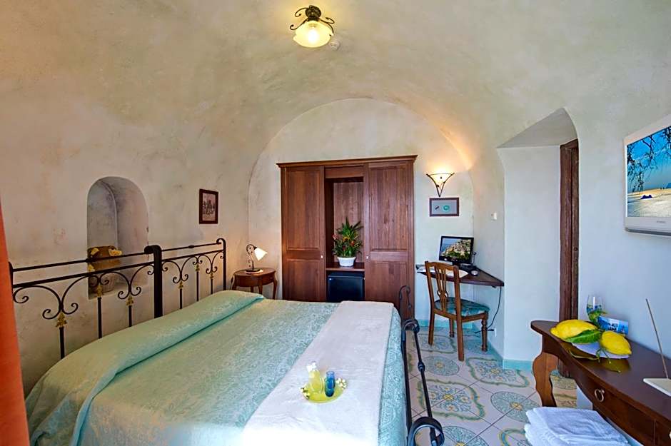 L'Antico Borgo Dei Limoni