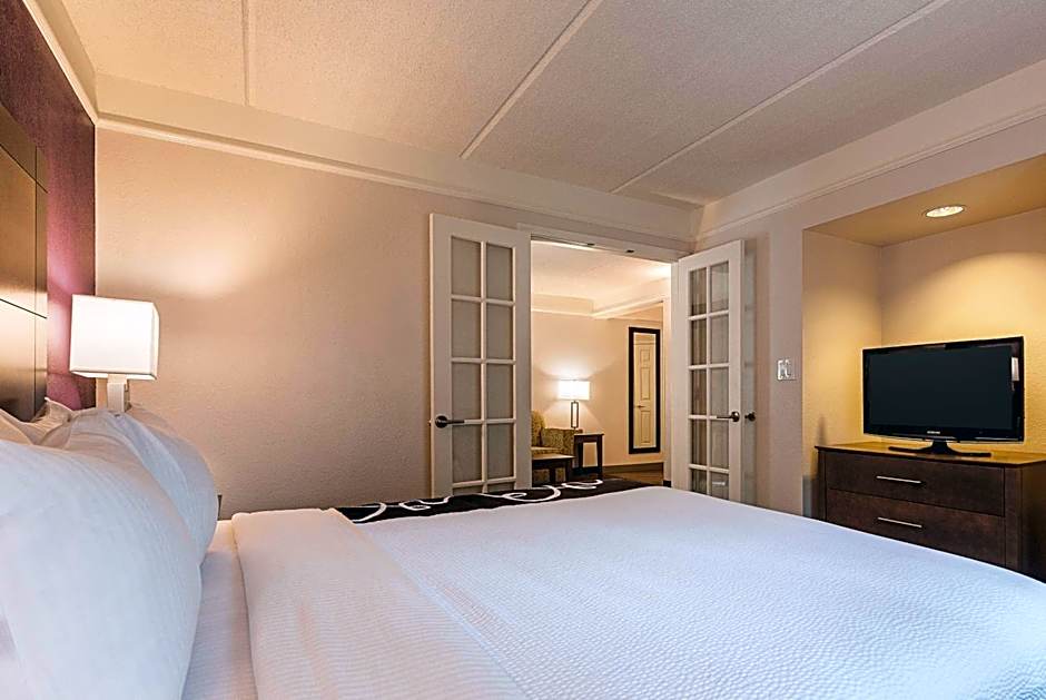 La Quinta Inn & Suites by Wyndham Atlanta Alpharetta