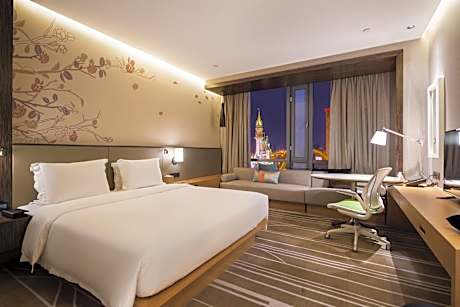 King Guest Room