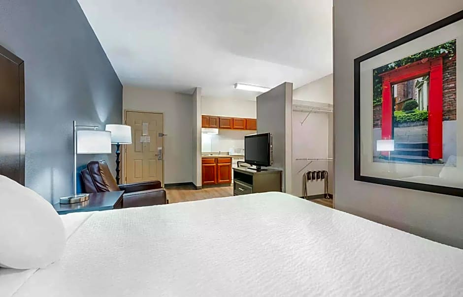 Extended Stay America Suites - Indianapolis - Airport - W. Southern Ave.