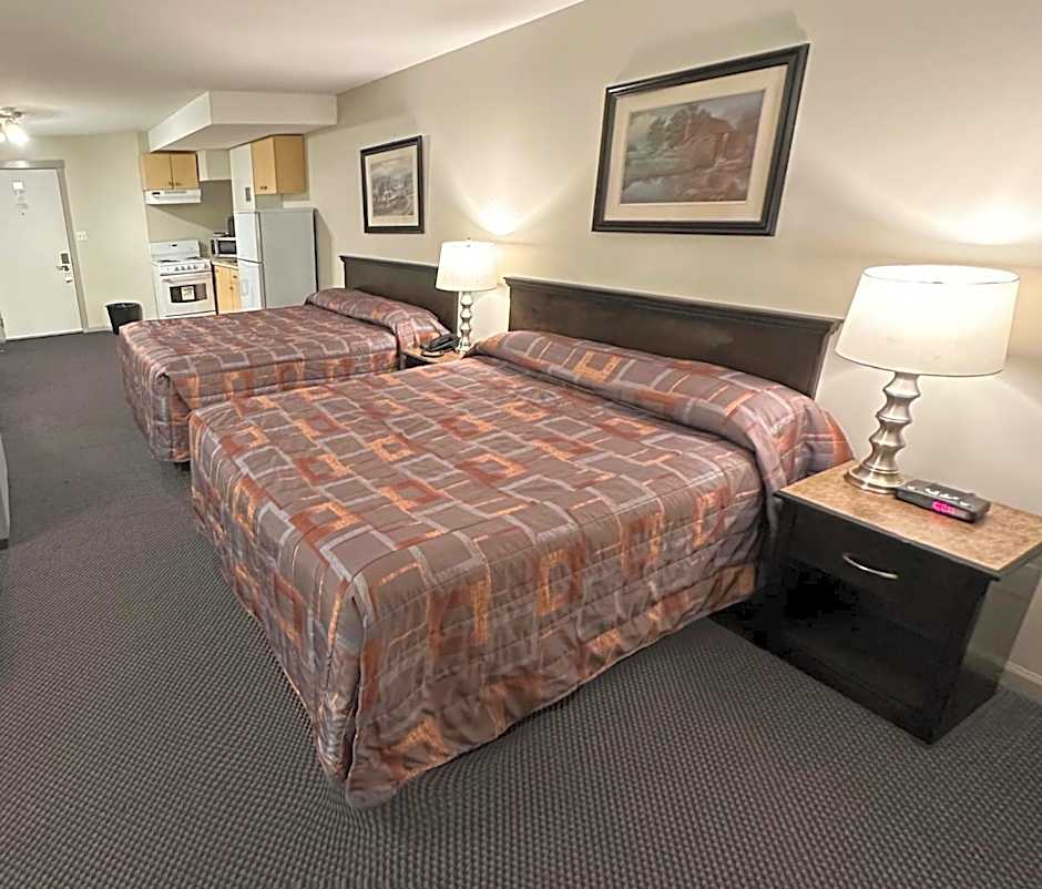 Photo 1 of 4 of Family Suite
