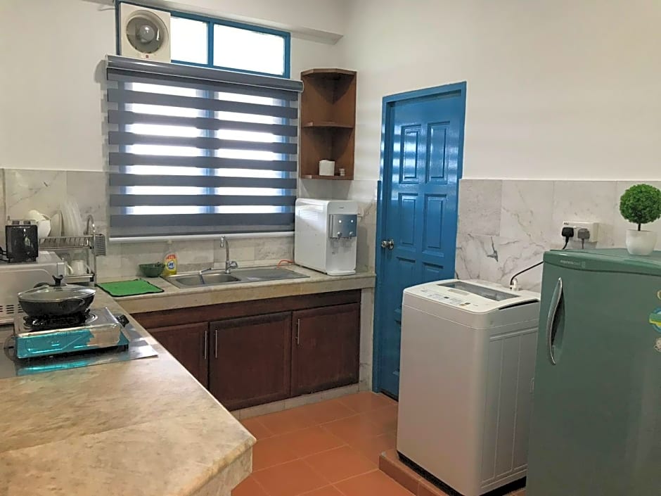 Kuah Town Service Suite Apartment @ Century Suria