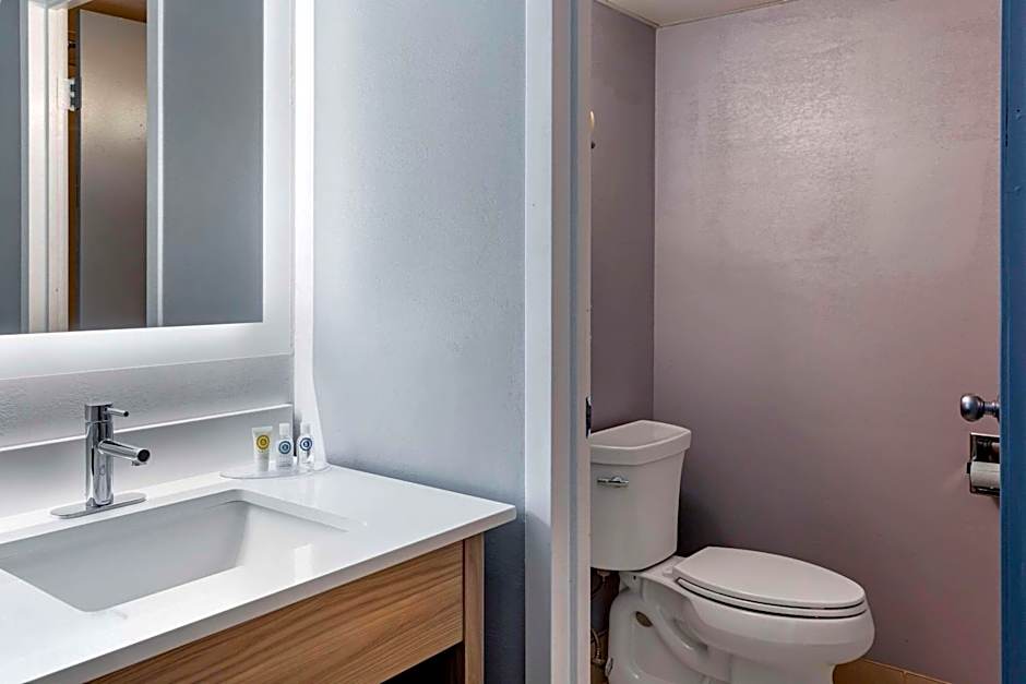 Comfort Inn Hyannis - Cape Cod