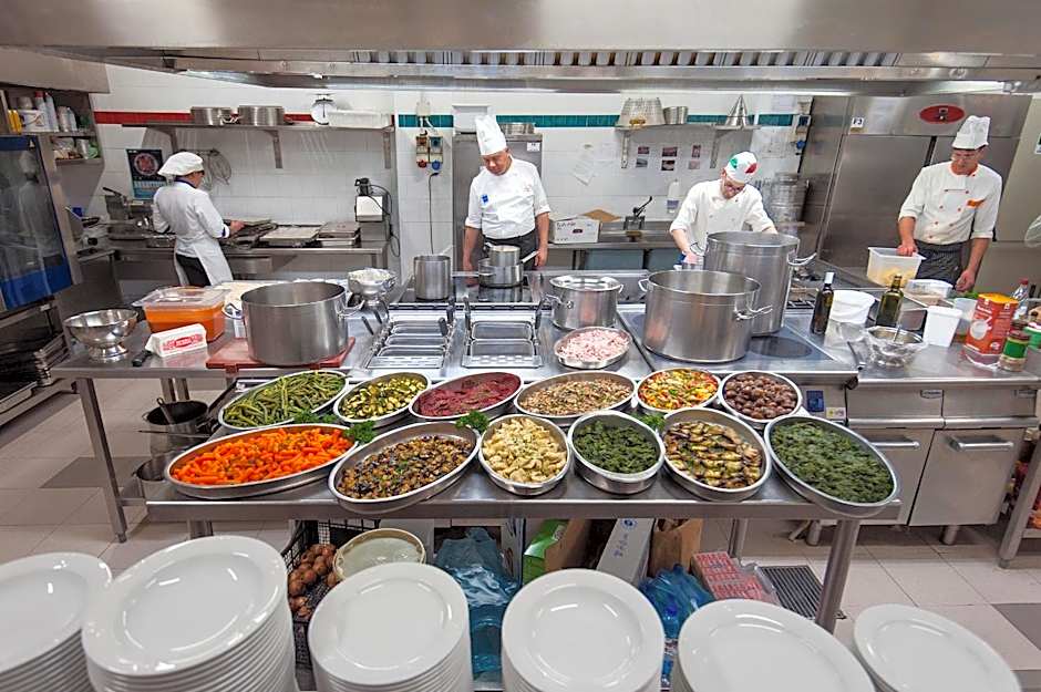 Joli Park Hotel - Caroli Hotels