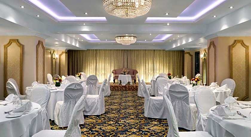 Hawthorn Suites By Wyndham Al Khobar