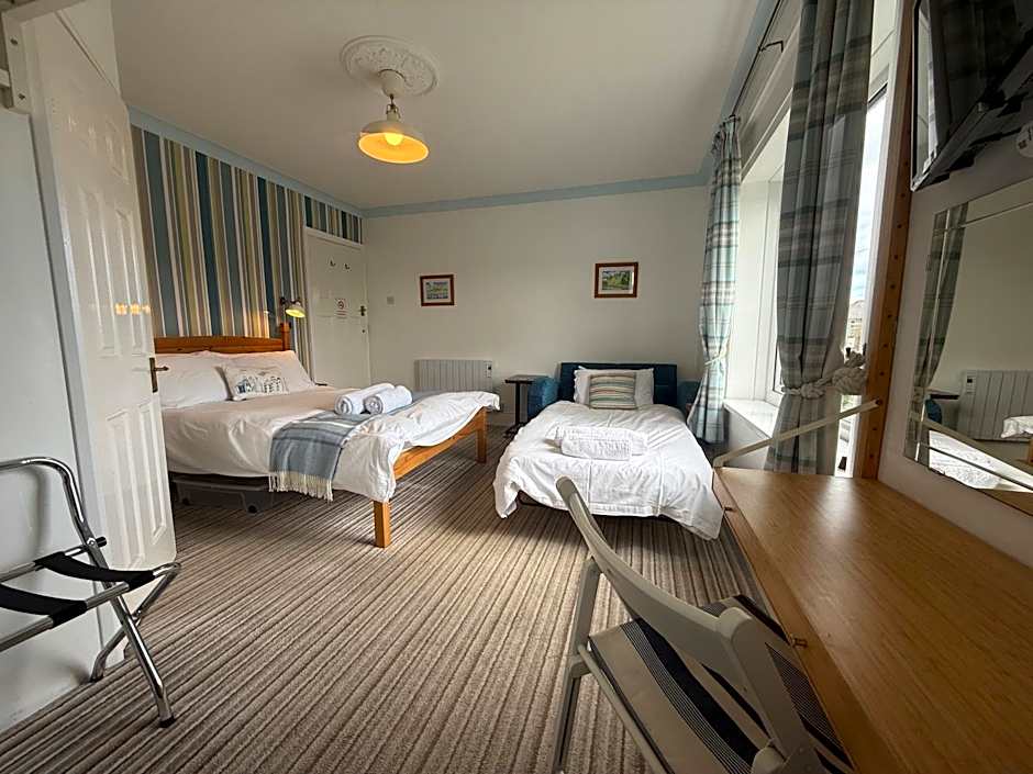 Holly Trees Guest Accommodation