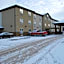 Paradise Inn and Suites Redwater
