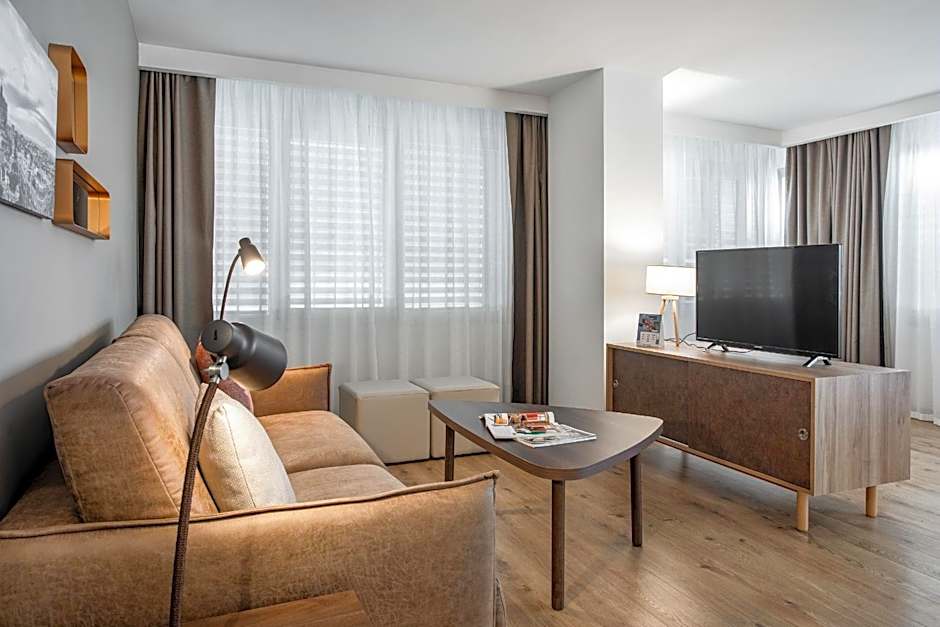 Pierre & Vacances Apartamentos Edificio Eurobuilding 2