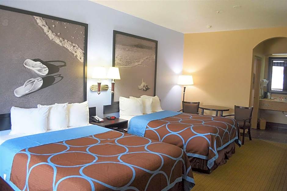 Super 8 by Wyndham Galveston