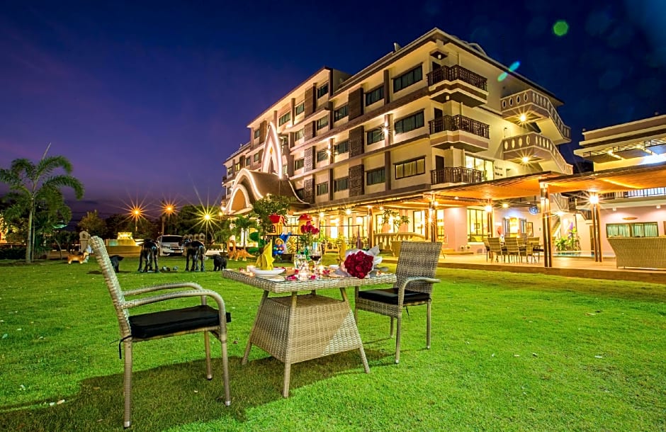 Phanomrungpuri Hotel