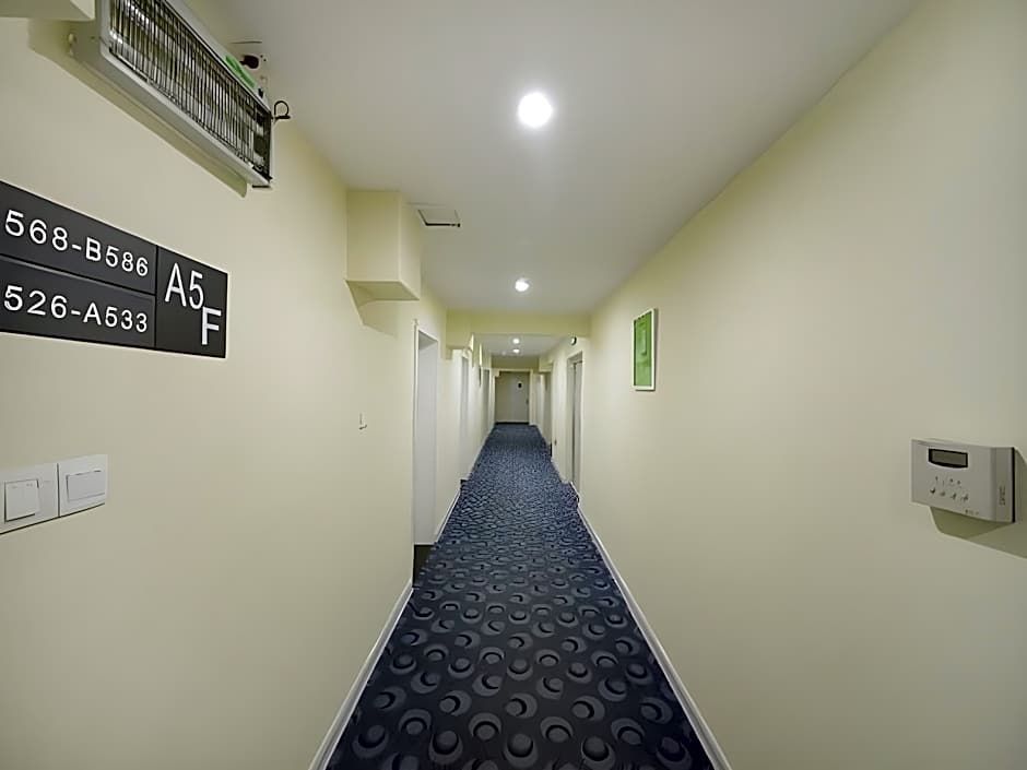 7 Days Inn Harbin West Station Wanda Plaza