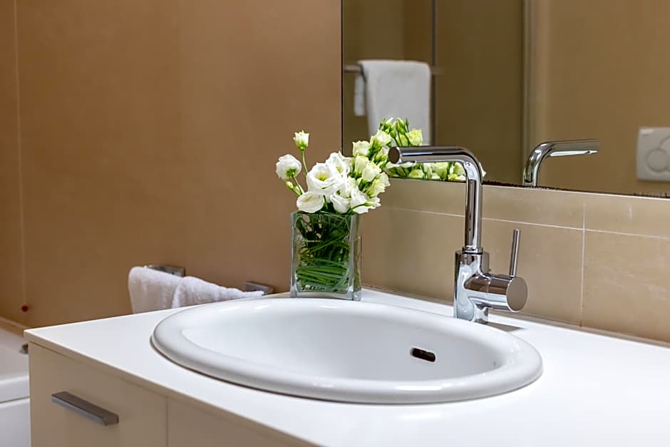 San Teodoro Palace - Luxury Apartments