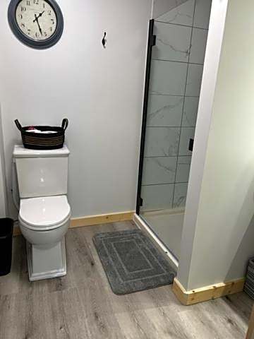 Bears Den Guest House II