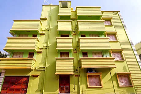 Super Hotel O M Palace