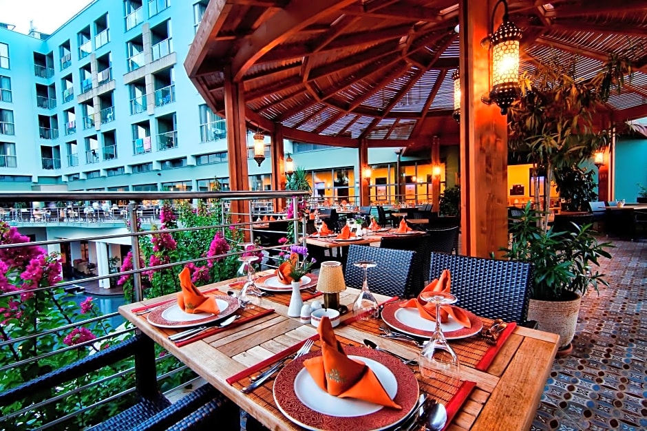 Limak Atlantis Deluxe Hotel-2 Children Free up to Age 14