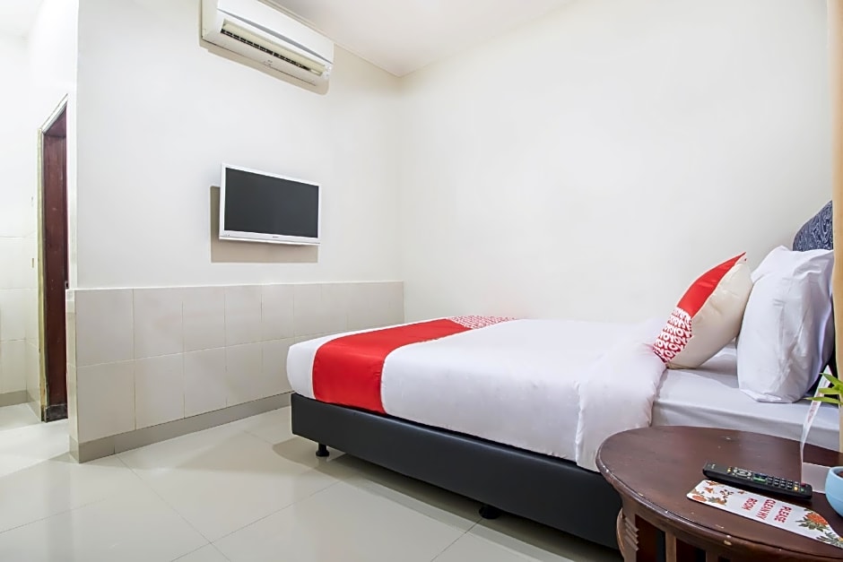 OYO 2836 Sekar Sari Residence