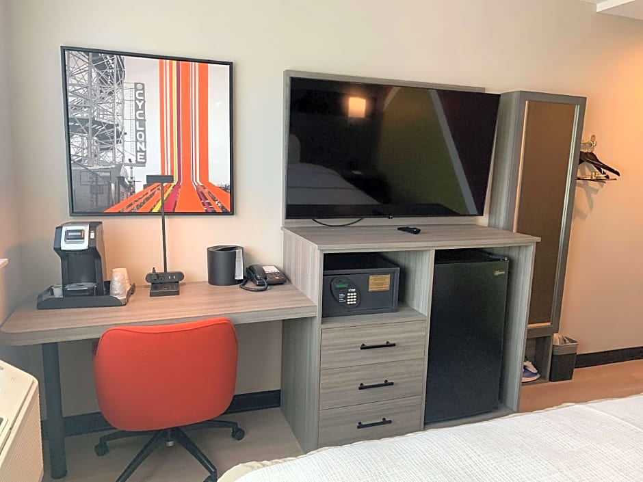 Best Western Plus Brooklyn-prospect Park – New York, NY