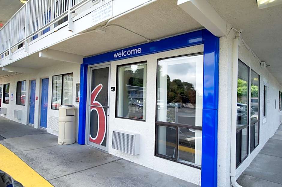 Motel 6-Seattle, WA - Airport
