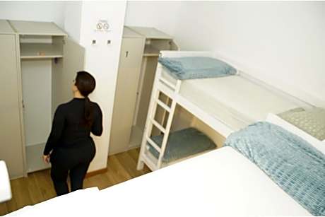 Aiora Hostel
