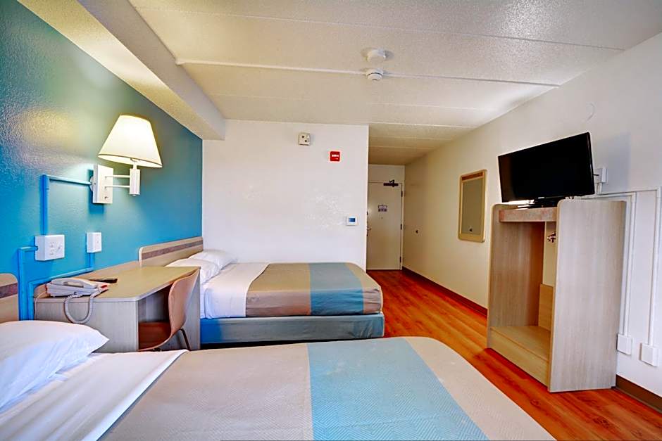 Motel6 Newport, RI