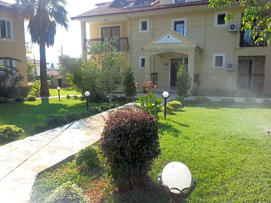 Gokcen Hotel & Apartments