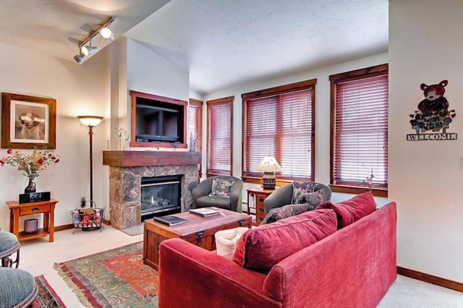 Main Street Junction