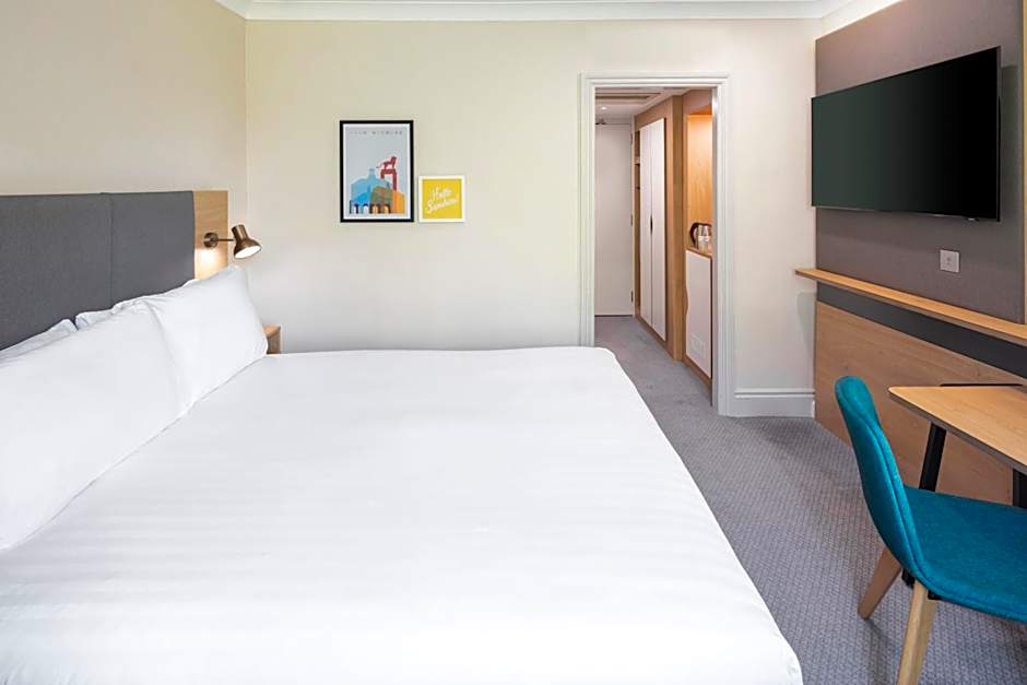 Holiday Inn Reading South M4 Jct 11 By IHG