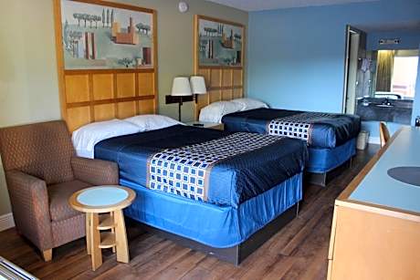Room with Two Double Beds - Disability Access/Non-Smoking