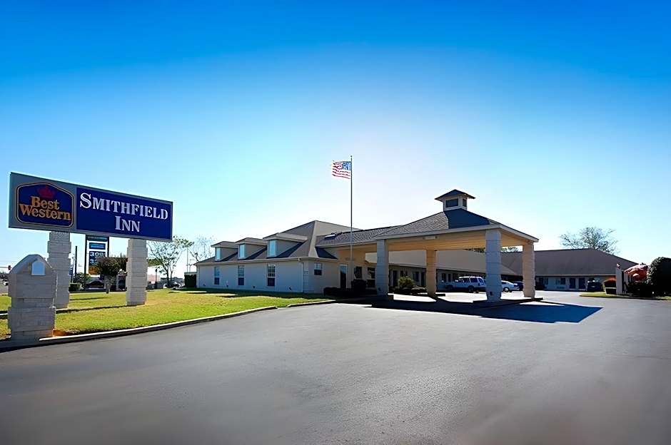 Super 8 by Wyndham Cleburne