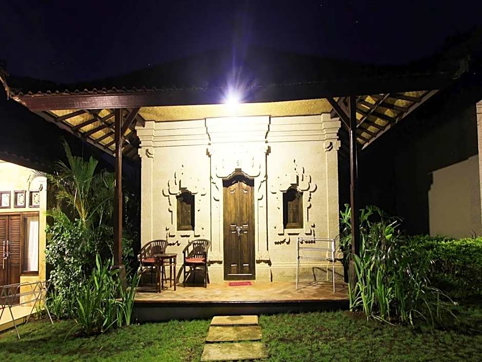 Alamanda Villas