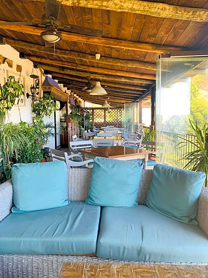 Hotel Rural Los Jarales