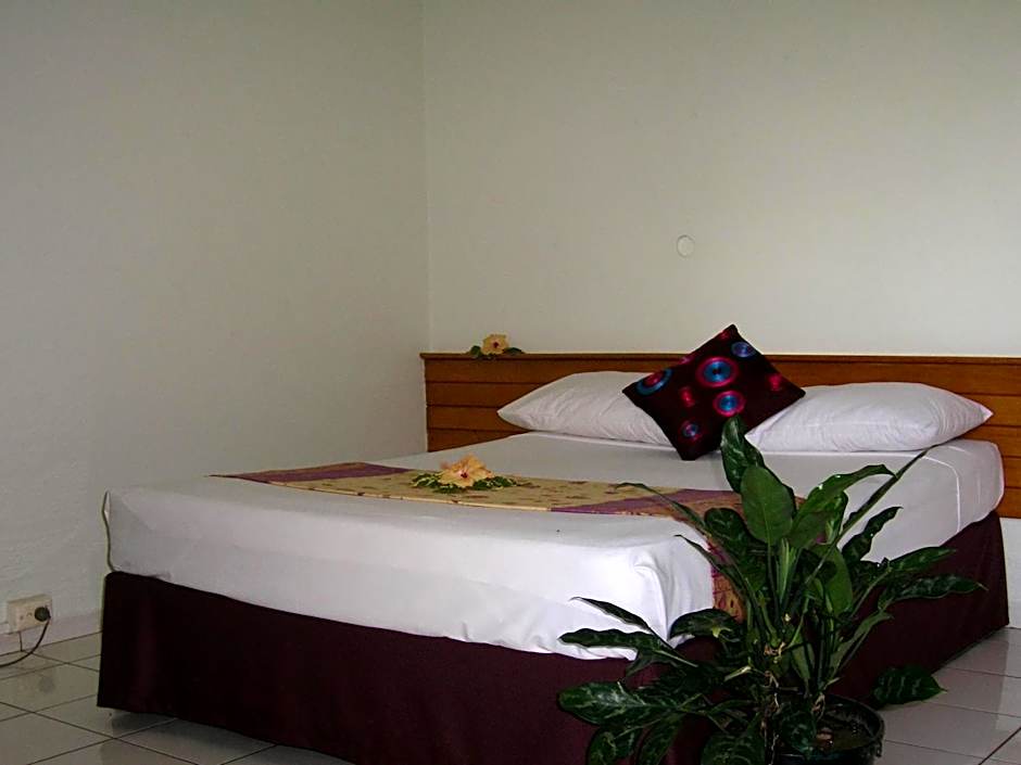 Hexagon International Hotel, Villas & Spa