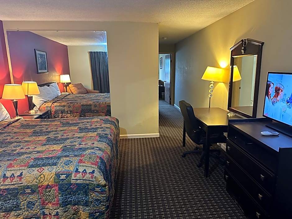 Royal Inn - Anniston