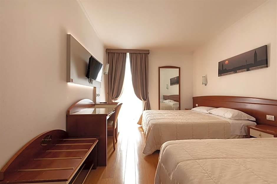 Noventa Hotel