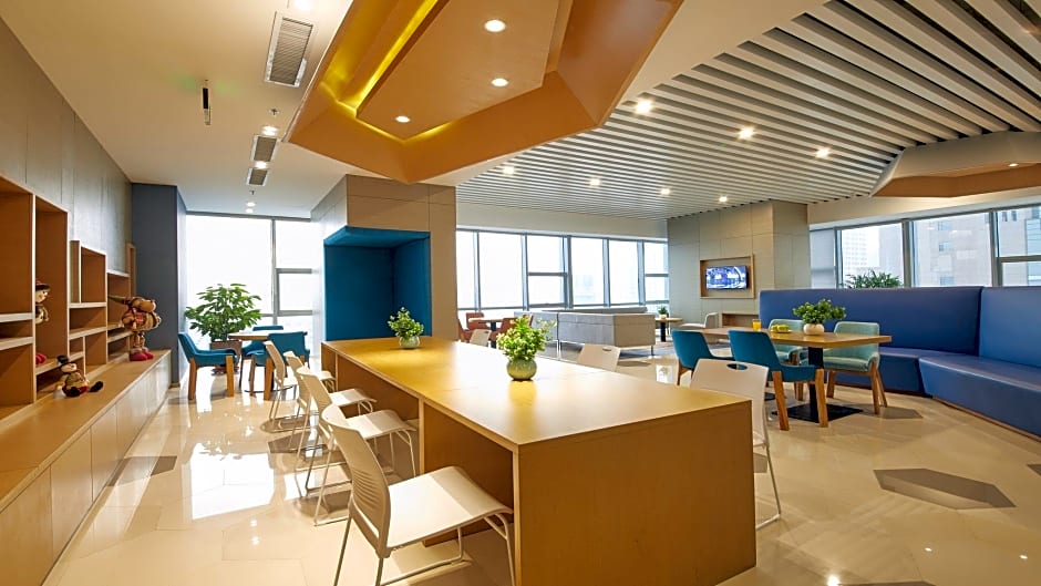 Holiday Inn Express Panjin Downtown By IHG