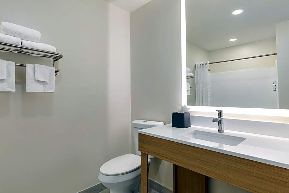 Garner Hotel Salt Lake City Airport