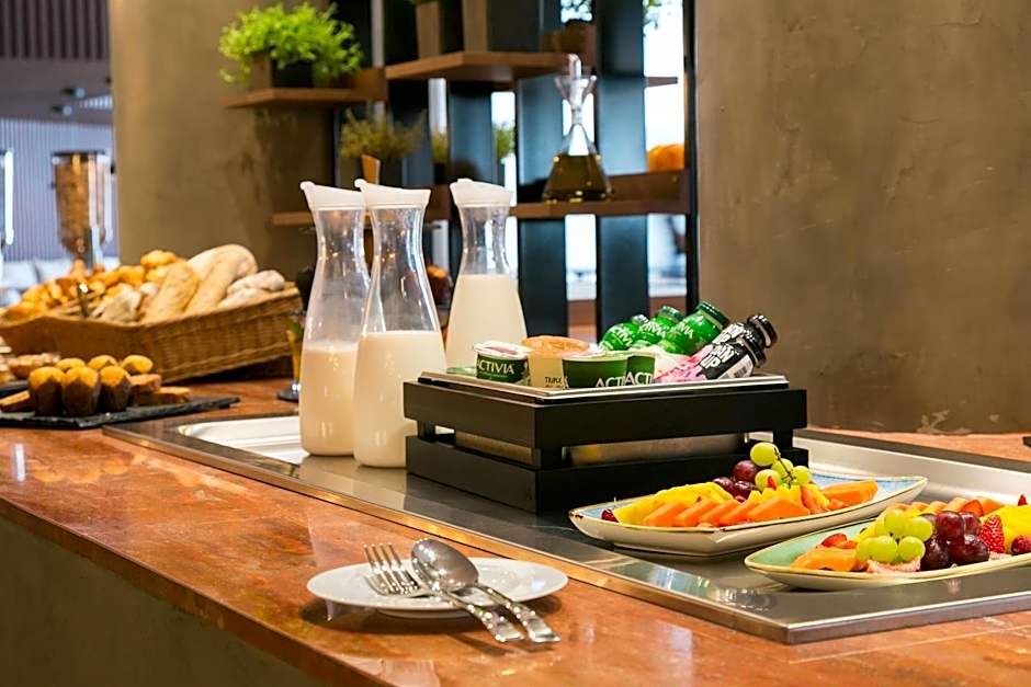 Four Points by Sheraton Sesimbra