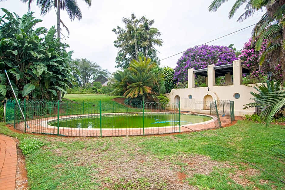 Hoyohoyo Koeltehuis Farm Lodge