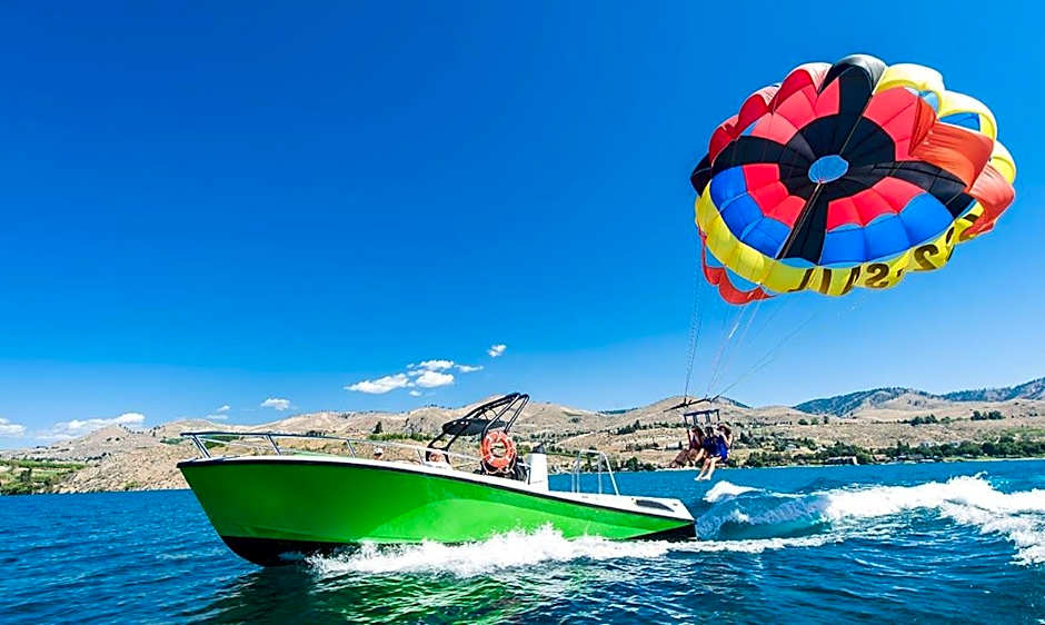 Grandview Lake Chelan- Waterfront View, Pool, Hot tub, Golf, 1 Min To Downtown