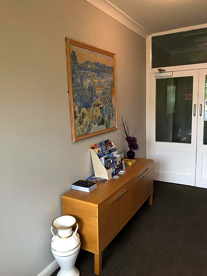 Michelangelos - Rooms, Restaurant & Bar