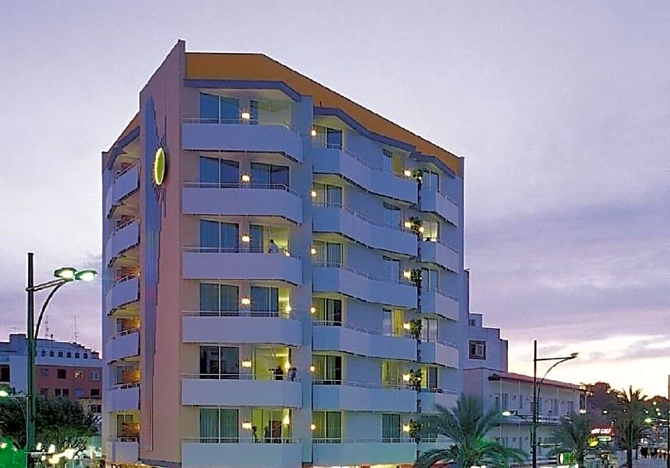 Apartaments Lloret Sun