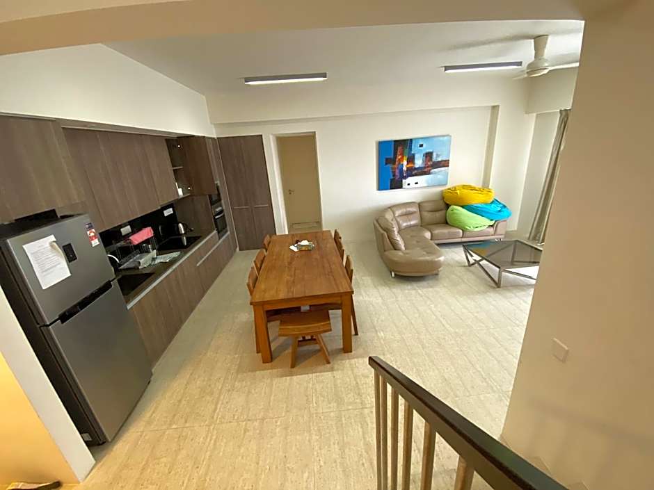 BY THE SEA - Penthouse 3 bedroom