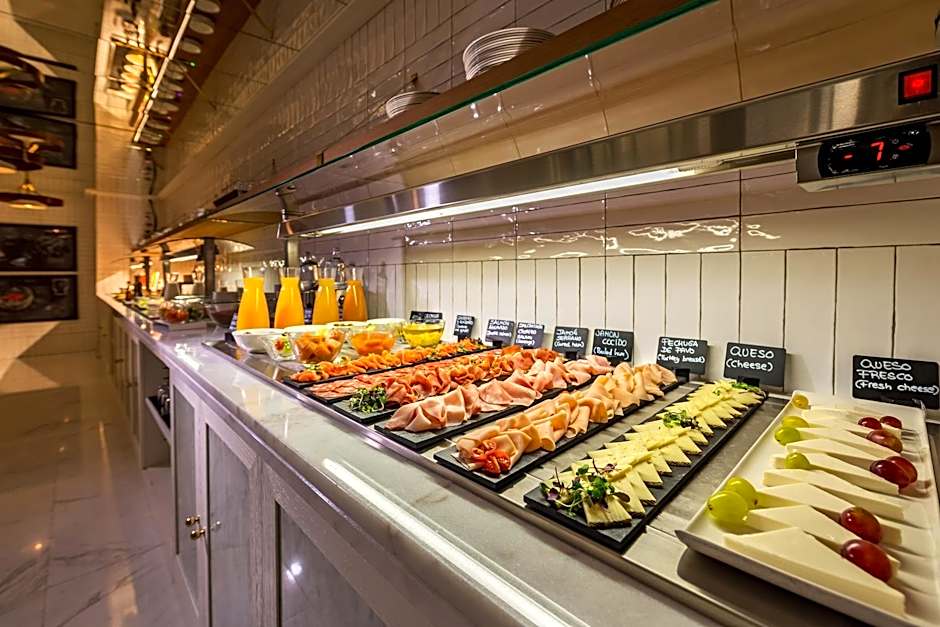 H10 Puerta de Alcala