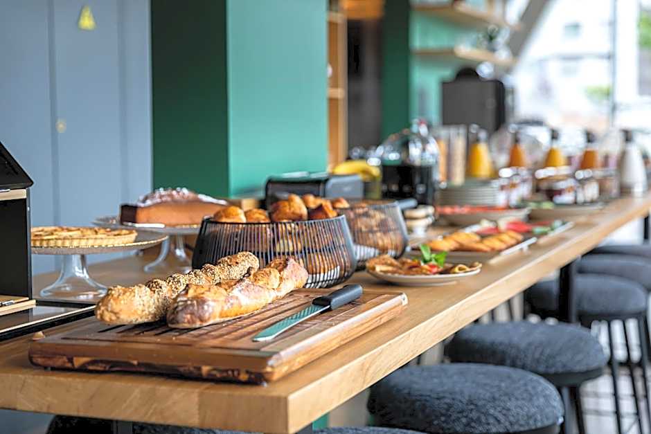 Best Western M-Treize Paris Asnieres