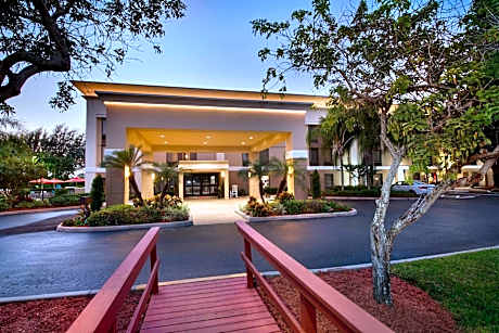 Hampton Inn By Hilton Naples-I-75